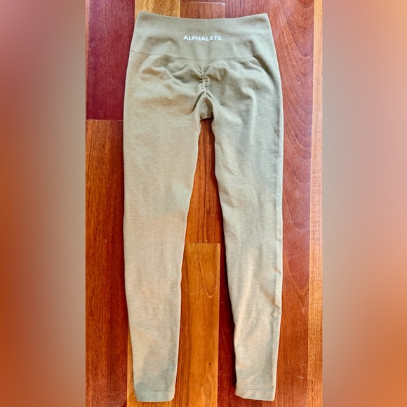 Alphalete Amplify Leggings - Picture 3 of 12